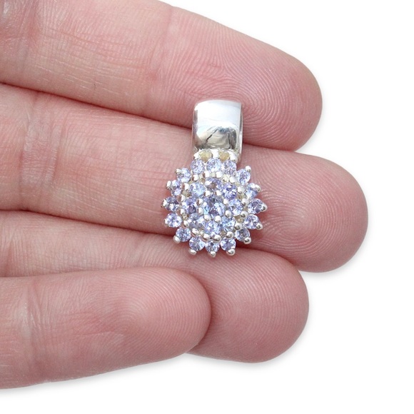 Estate Periwinkle Blue Crystal Cluster Sterling Silver Necklace Pendant - Picture 4 of 4